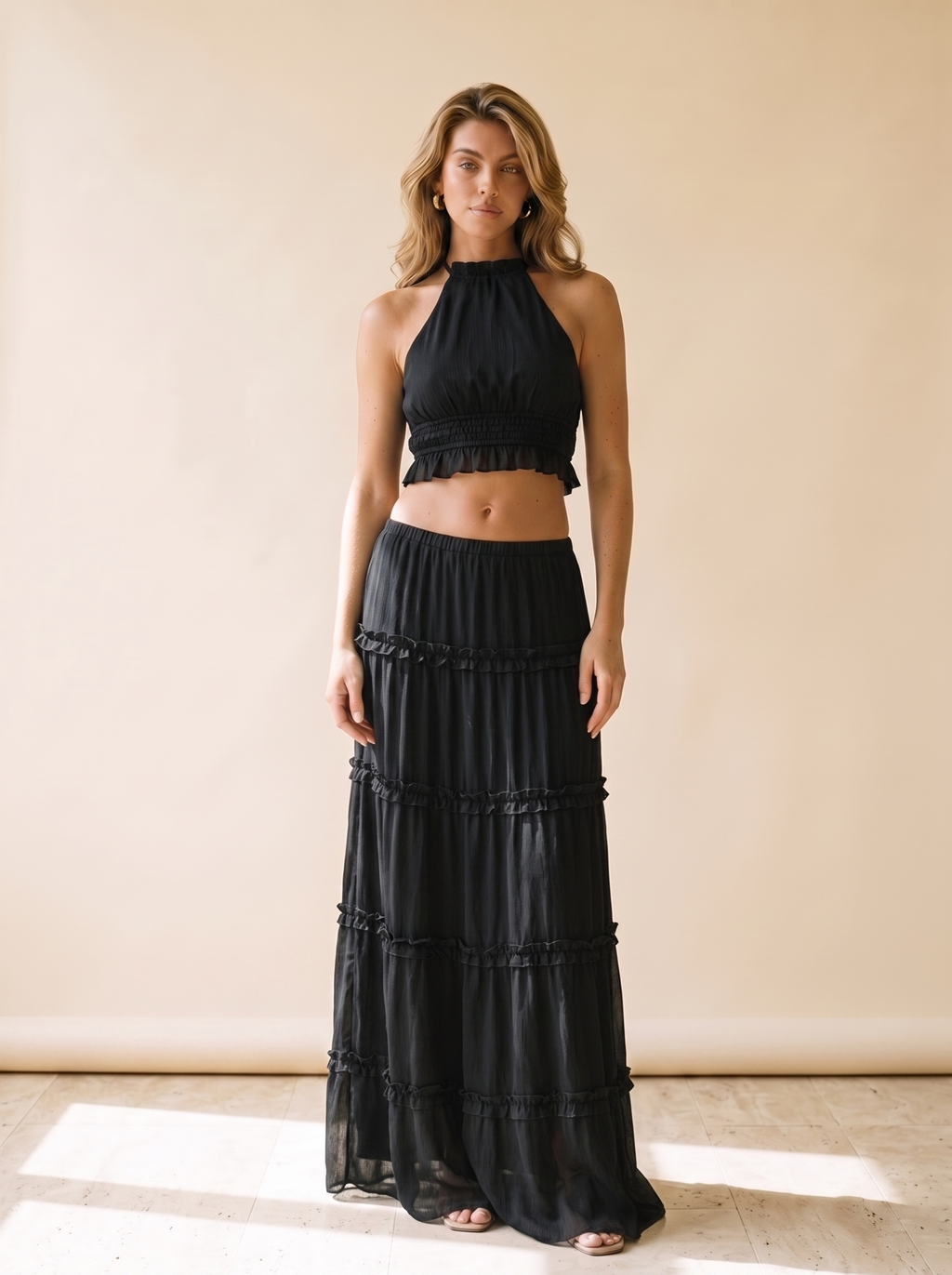 Paloma, Black