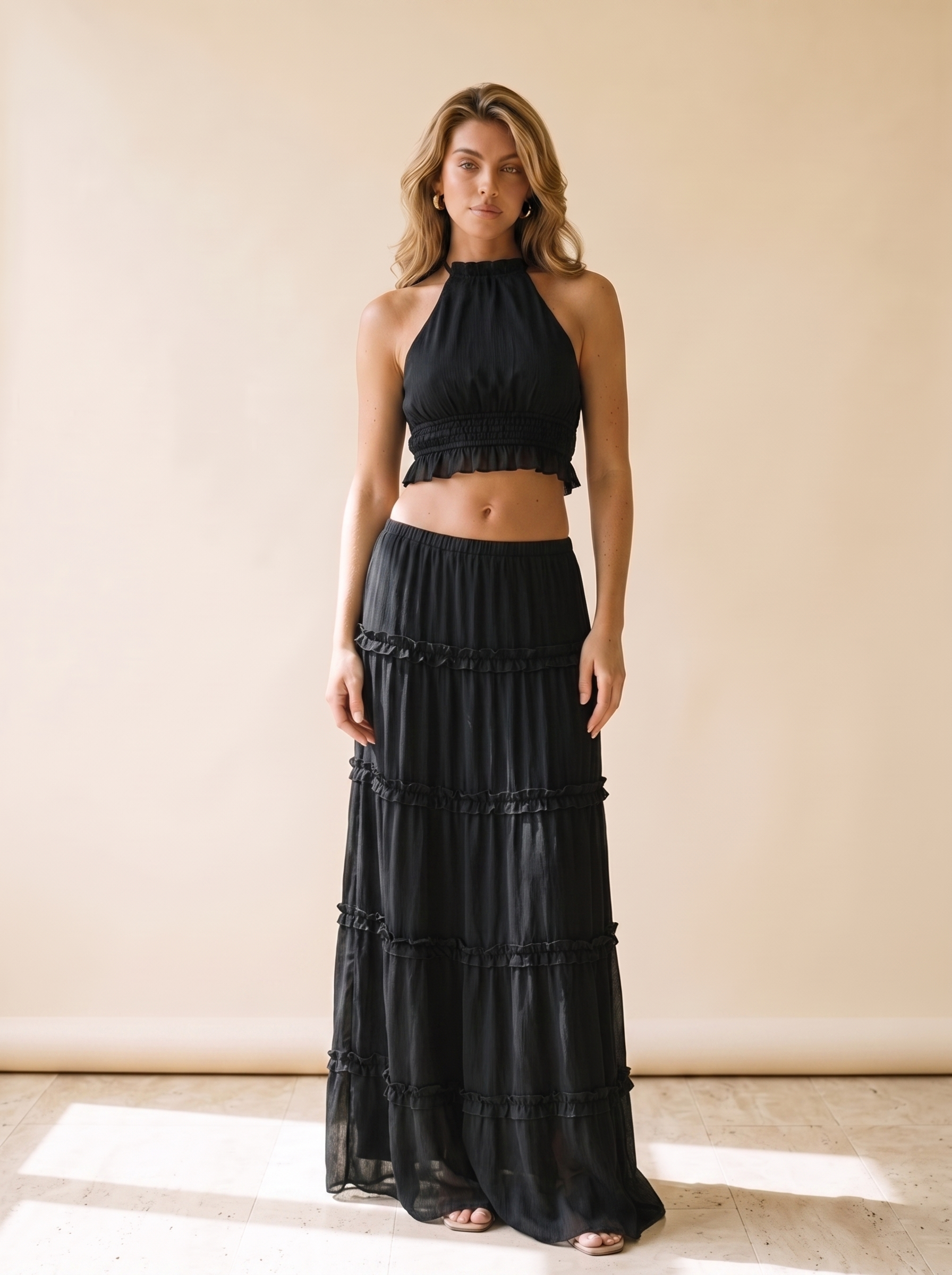 Paloma, Black