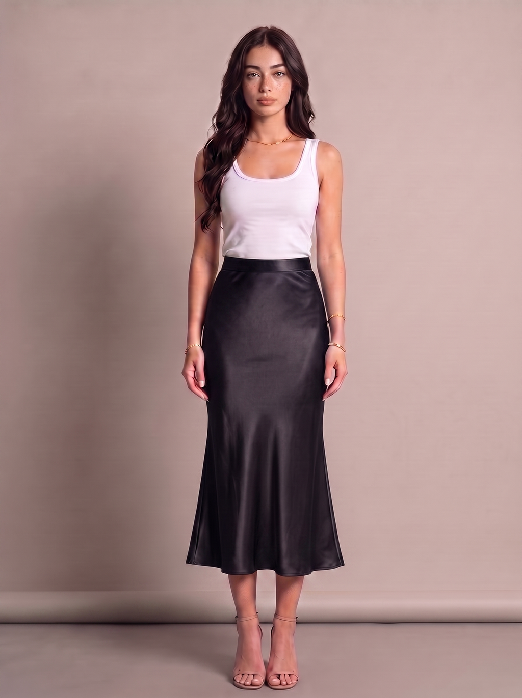 Vivienne, Black