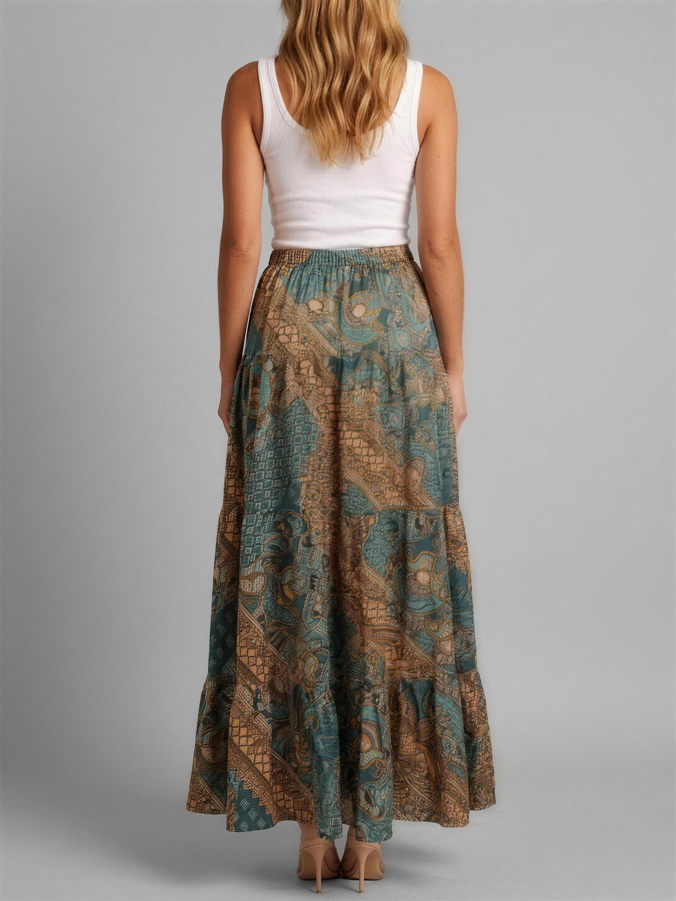 Alba, back view