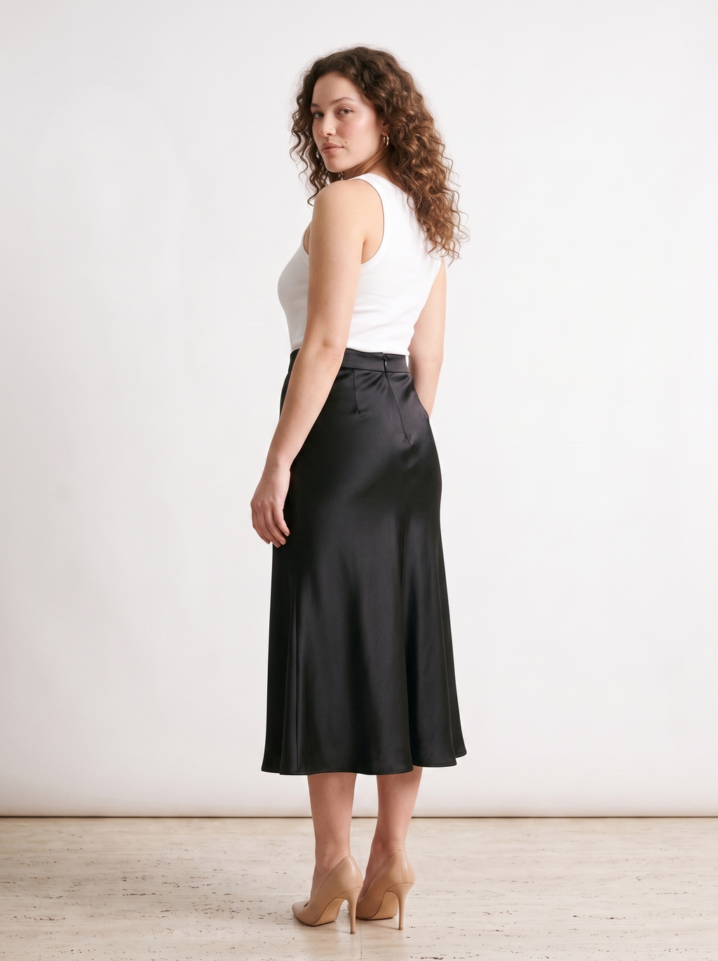 Vittoria, back view