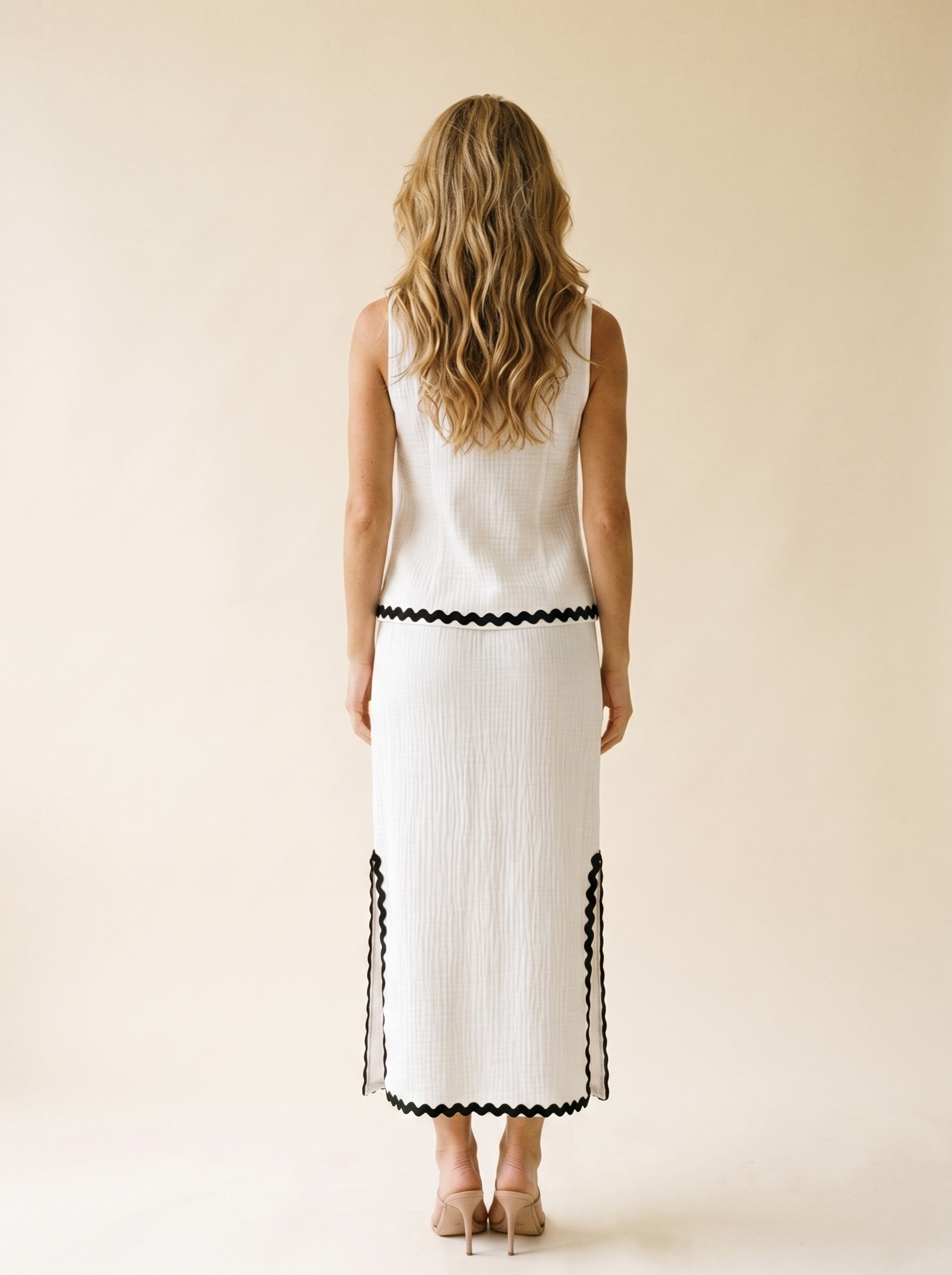 Savona Contrast Scalloped Trim Sleeveless Top and Skirt Set, back view on model