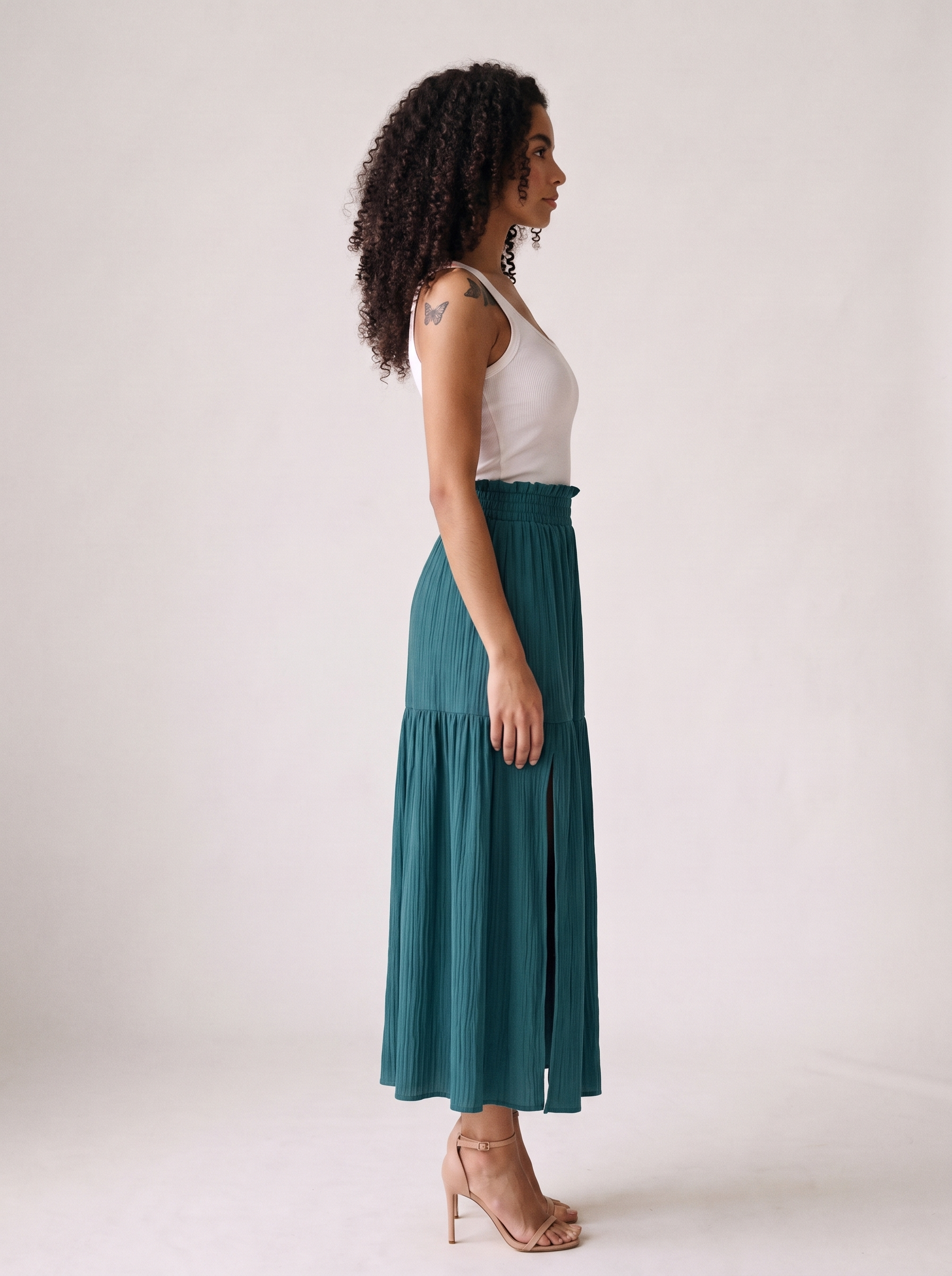 Oriana — Frill Slit Skirt, side view